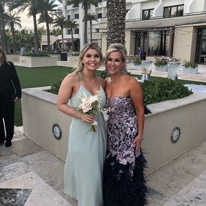 Zola Keller custom dress. Size 4. Comes with Bolero feather cover.